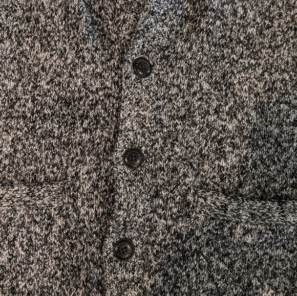 Abercrombie and Fitch sweater - Picture 4 of 6